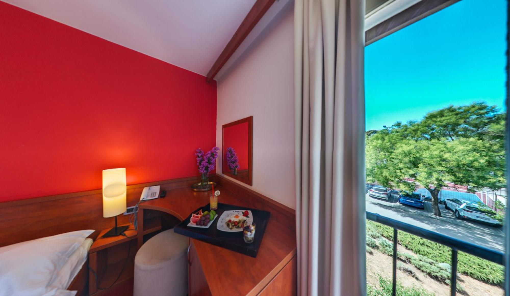 Hotel Villa Donat Sveti Filip i Jakov Bilik gambar
